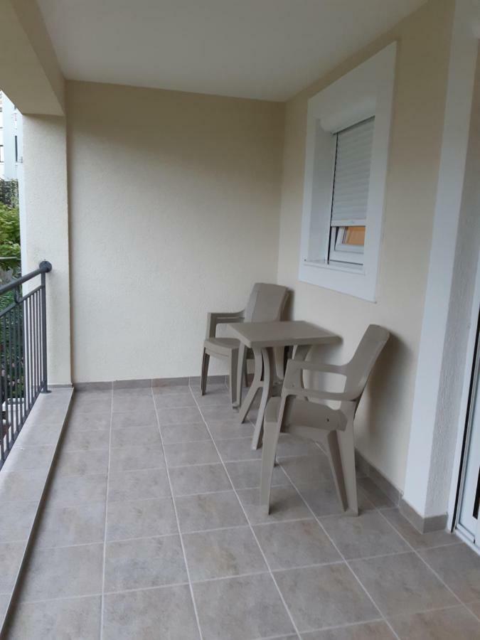 Apartmani Marina Kopitovic Petrovac na moru Exterior foto