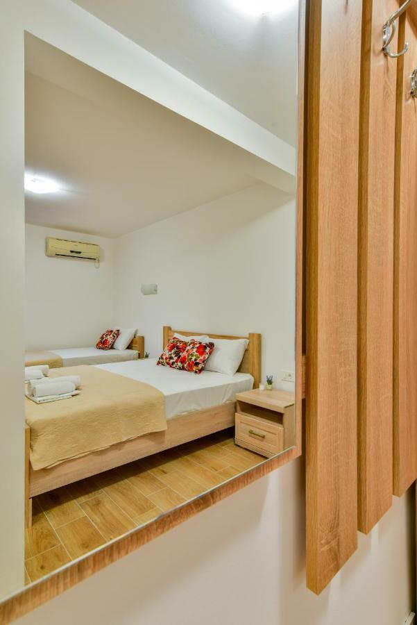 Apartmani Marina Kopitovic Petrovac na moru Exterior foto
